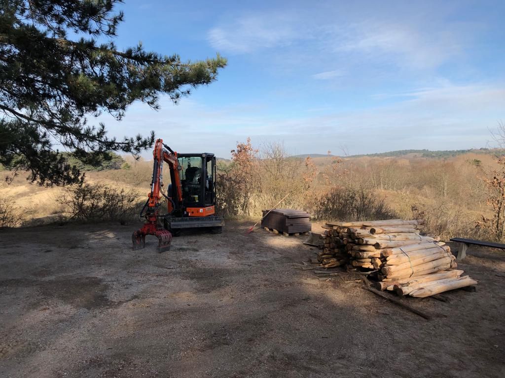 Aanvoer materialen trap Kennemerduinen